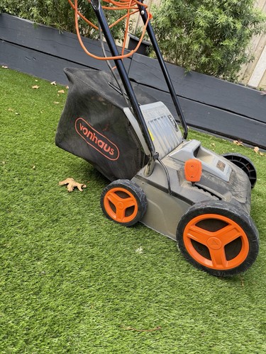 Vonhaus artificial grass brush - artificial,